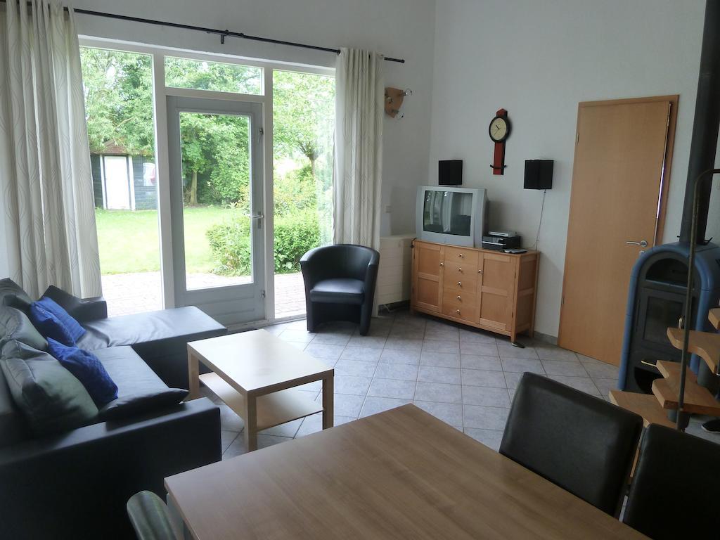 Warmenhuizen Ferienhaus Lisakowski חדר תמונה